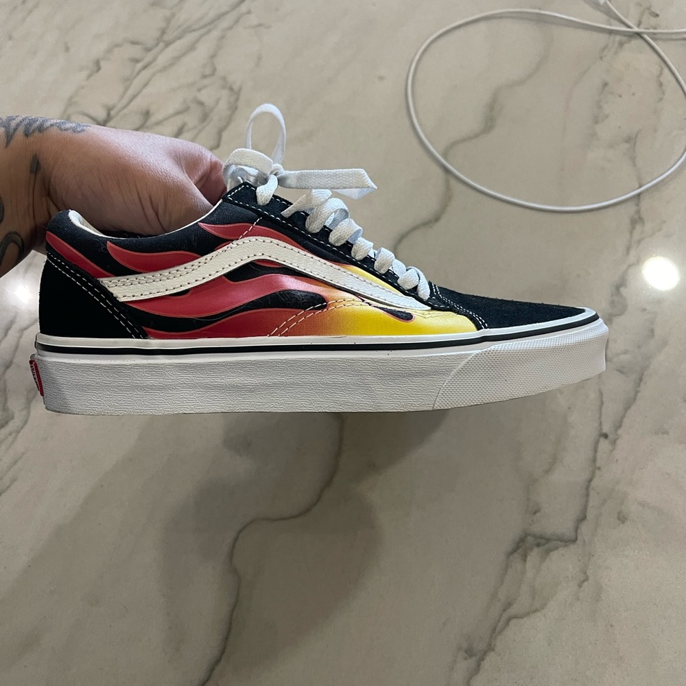 Old skool flame vans